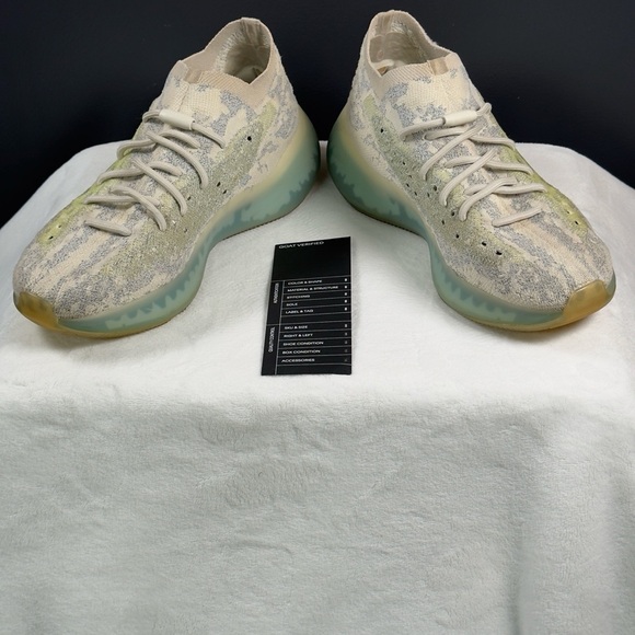 Yeezy Boost 380 Alien Blue | Size 11 - Picture 4 of 16